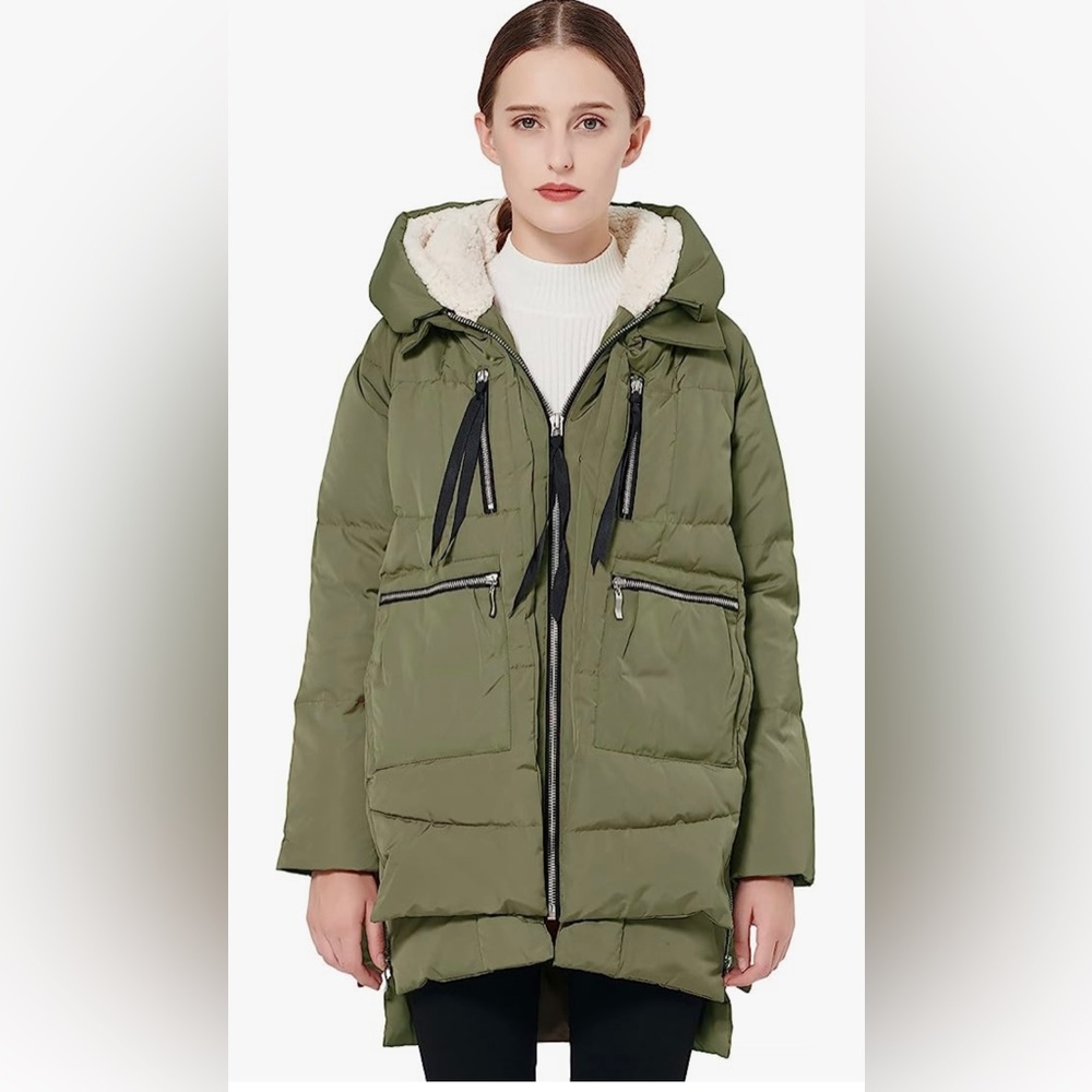 Orolay down jacket green NWOT, pristine, warm, tons of pockets, stylish